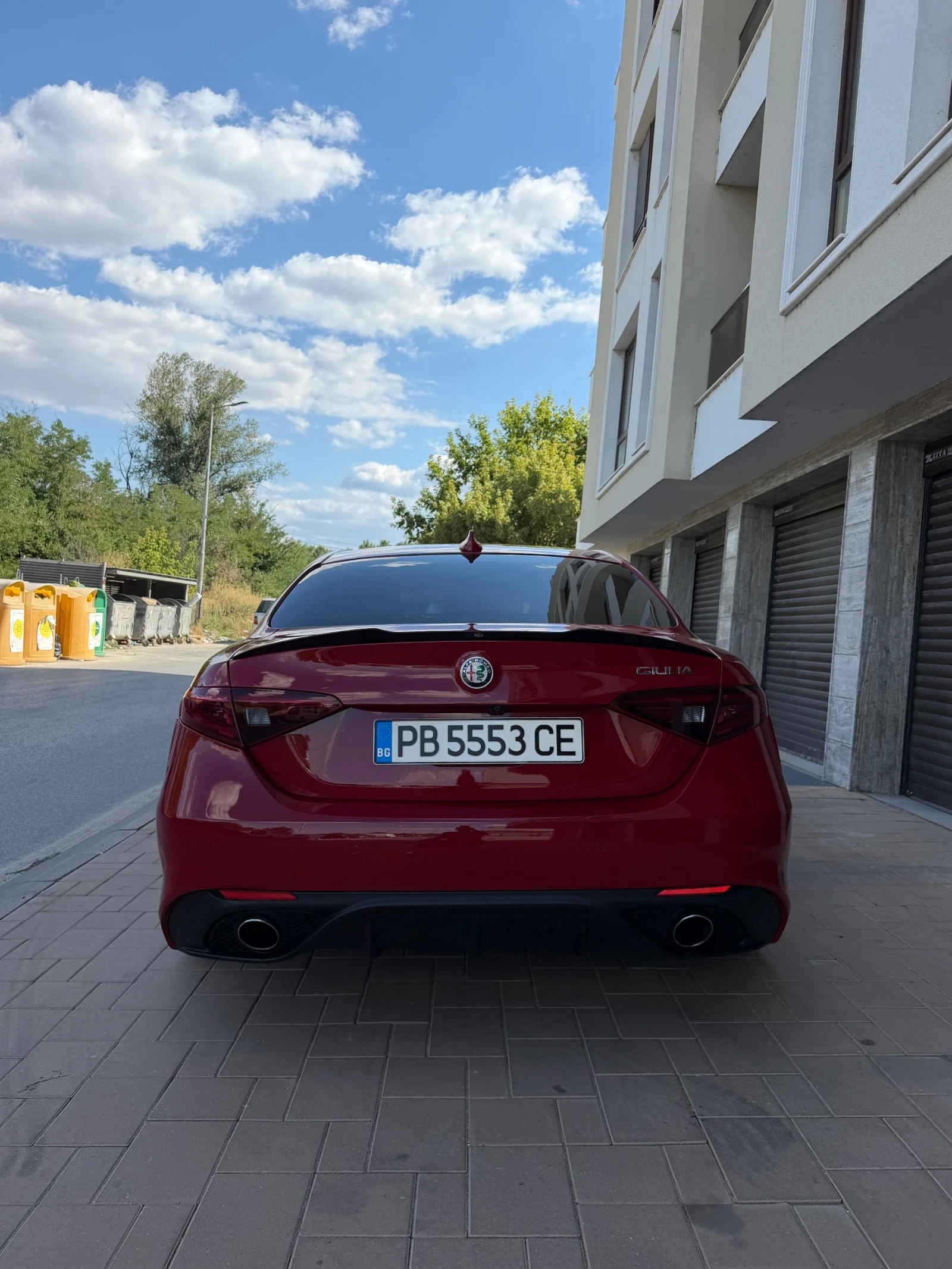 Alfa Romeo Giulia 2.0T RWD Ti, снимка 5 - Автомобили и джипове - 55694528