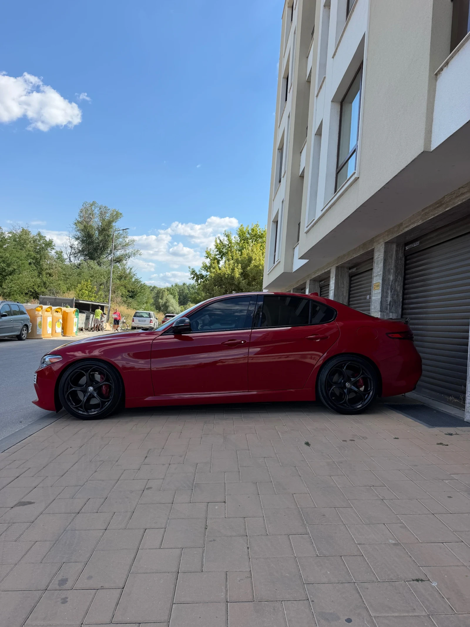 Alfa Romeo Giulia 2.0T RWD Ti, снимка 3 - Автомобили и джипове - 55694528
