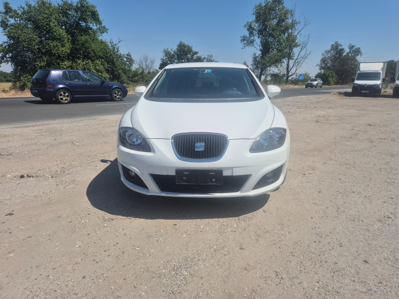 Seat Leon 1.6TDI, 105к.с., снимка 2 - Автомобили и джипове - 55737929