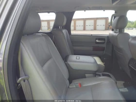 Toyota Sequoia PLATINUM 5.7 V8 * 4WD * CARFAX * , снимка 11