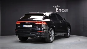 Audi Q8 55 TFSI quattro Premium, снимка 2