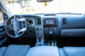 Toyota Sequoia 5.7 ГАЗ 4х4 PLATINUM, снимка 15