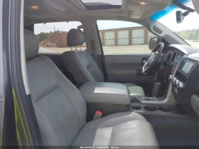 Toyota Sequoia PLATINUM 5.7 V8 * 4WD * CARFAX *  | Auto.bg — изображение 9