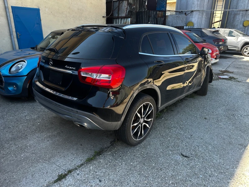 Mercedes-Benz GLA 250 4-MATIC AMG LINE, снимка 4 - Автомобили и джипове - 47385701