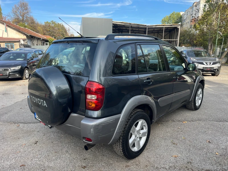 Toyota Rav4 2.0 D4D 4x4, снимка 5 - Автомобили и джипове - 47623698