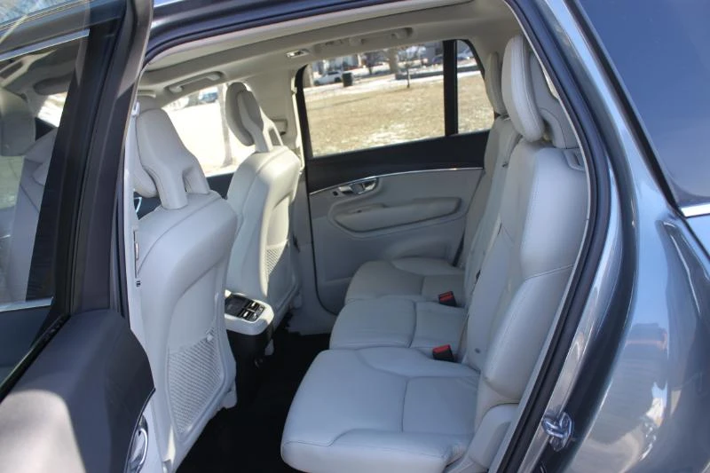 Volvo Xc90 T6/PANO/KEYLESS/LANEASSIST/ПОДГРЕВ/КАМЕРА/NAVI, снимка 16 - Автомобили и джипове - 48497399