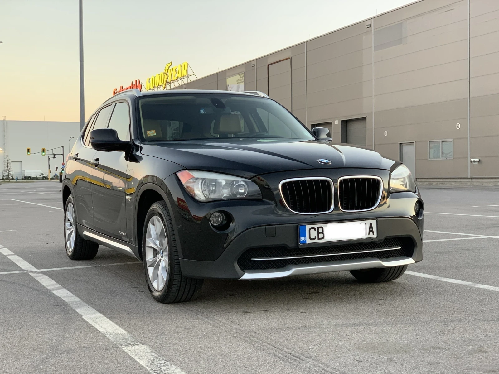 BMW X1 xDrive28i - изображение 5