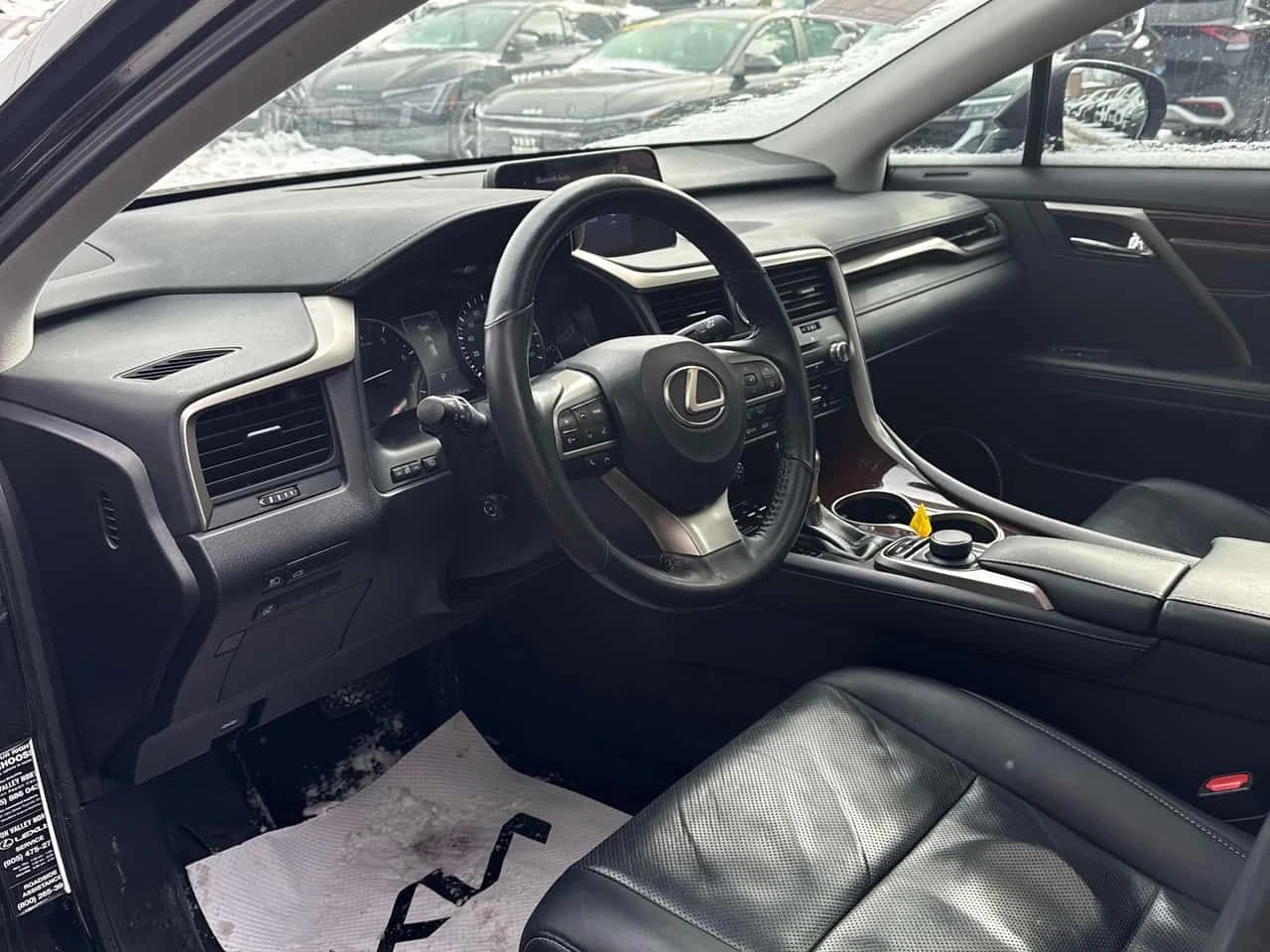 Lexus RX 350 * ДИСТРОНИК* ОБДУХВАНЕ И ПОДГРЕВИ* ПАНОРАМА*  - изображение 5