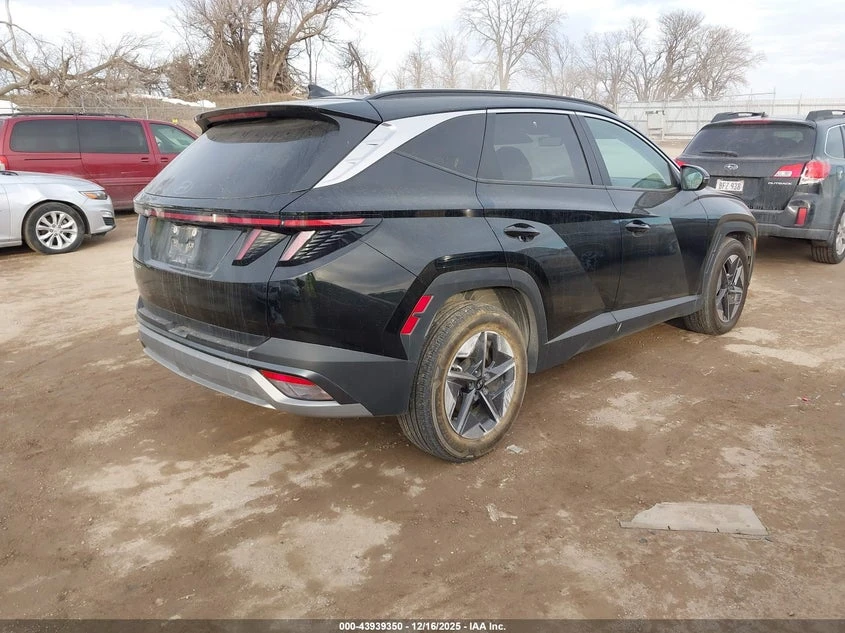 Hyundai Tucson 2.5L I-4 DI, DOHC, VVT, 187HP Front Wheel Drive, снимка 4 - Автомобили и джипове - 53829058