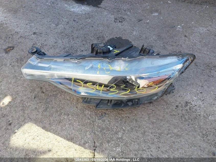 Maserati Levante S GRANSPORT | НАЛИЧНИ ФАРОВЕ | ДВА КЛЮЧА | , снимка 11 - Автомобили и джипове - 53955390