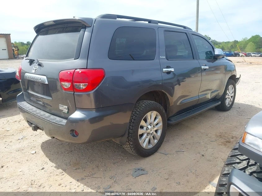 Toyota Sequoia PLATINUM 5.7 V8 * 4WD * CARFAX * , снимка 4 - Автомобили и джипове - 54260559