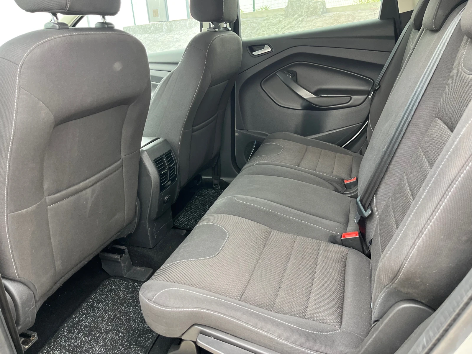 Ford Kuga 2.0TDCI , снимка 13 - Автомобили и джипове - 54391360