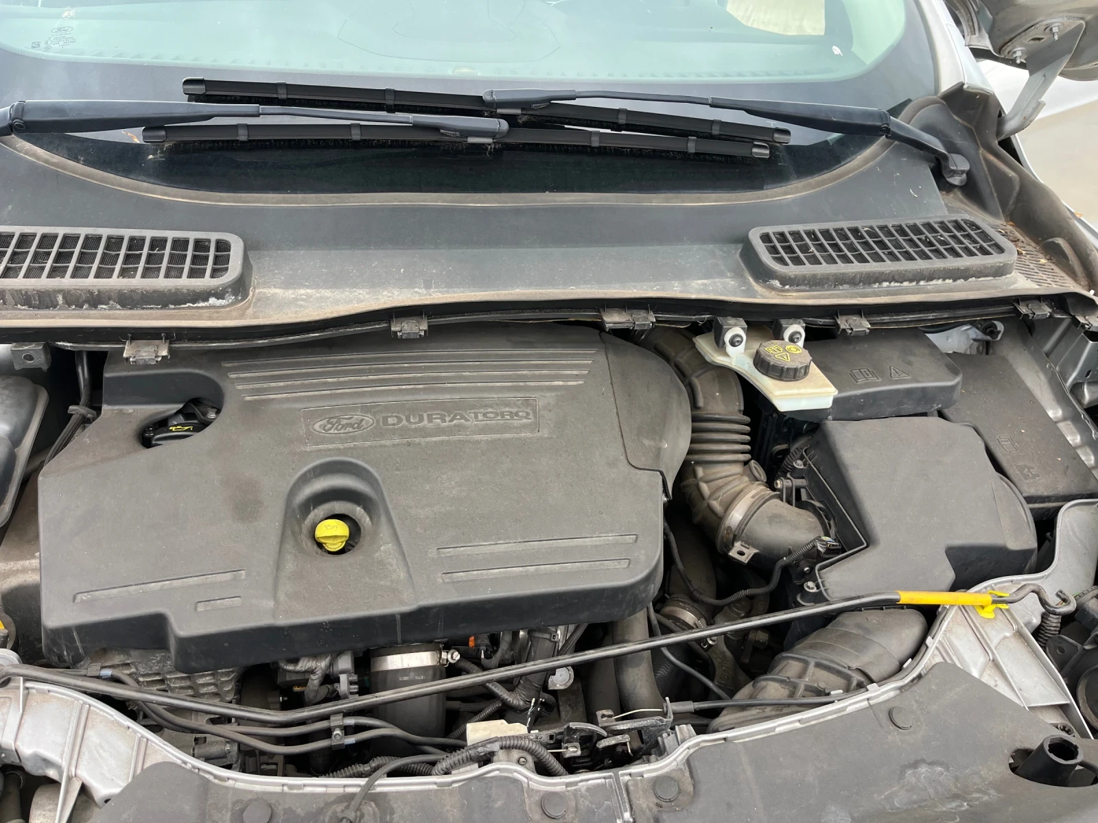 Ford Kuga 2.0TDCI , снимка 15 - Автомобили и джипове - 54391360