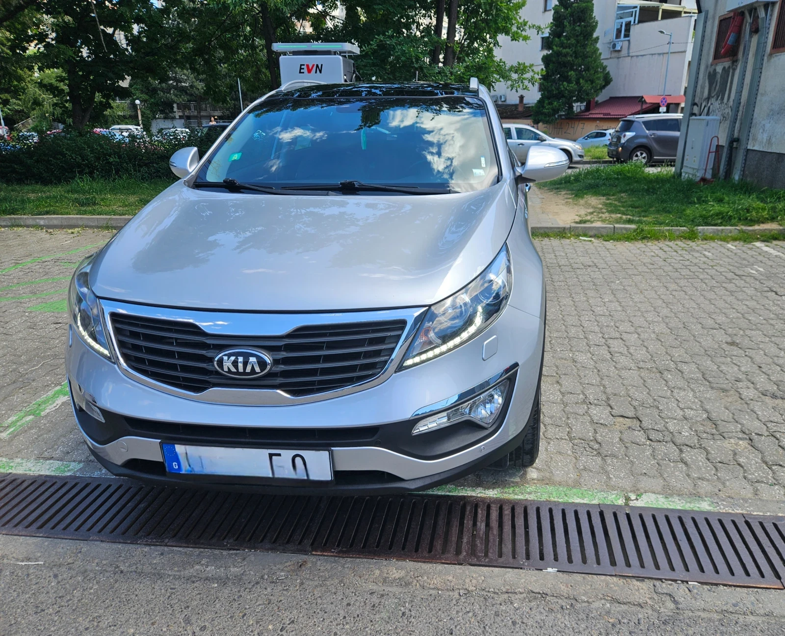Kia Sportage, снимка 2 - Автомобили и джипове - 54757433