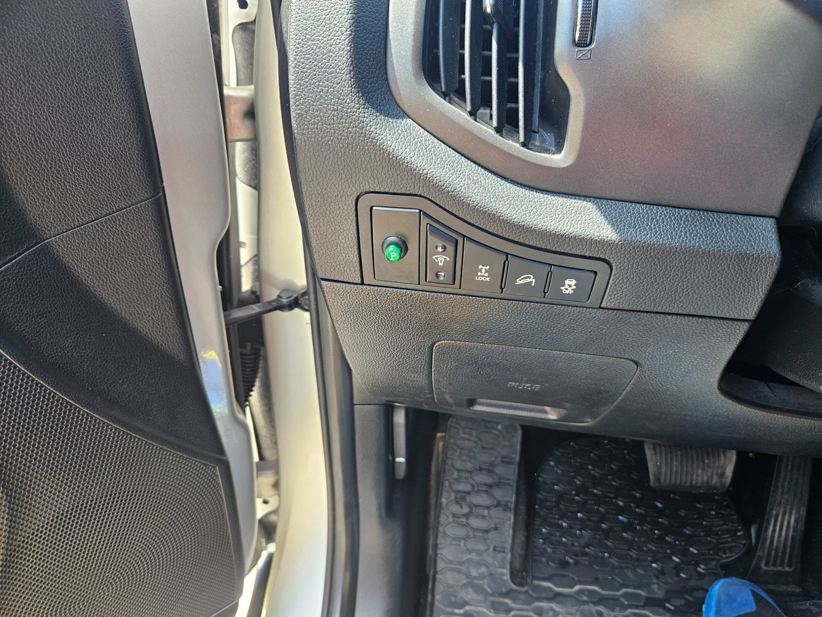 Kia Sportage, снимка 14 - Автомобили и джипове - 54757433