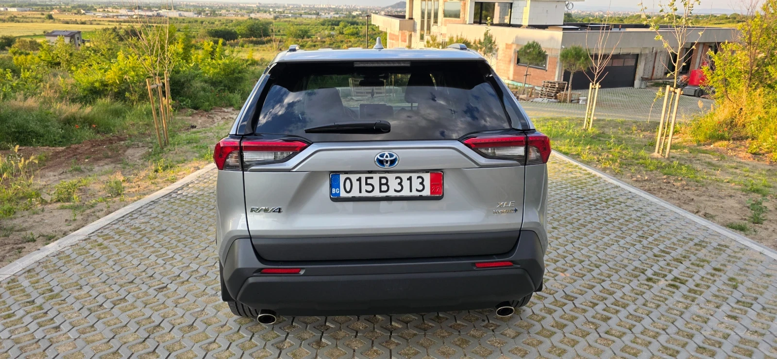 Toyota Rav4 Hybrid 2.5 XLE 4x4, снимка 6 - Автомобили и джипове - 55961088