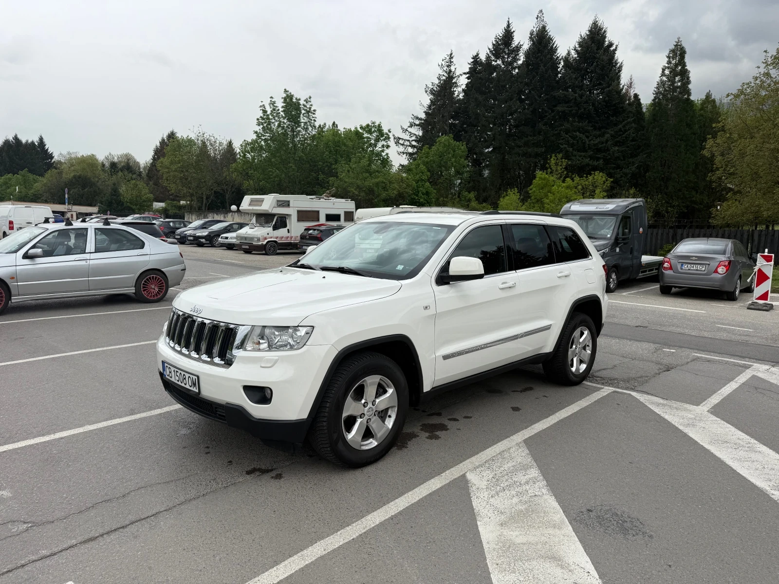 Jeep Grand cherokee 3.0 CRDI Laredo 4x4 , снимка 3 - Автомобили и джипове - 56563998