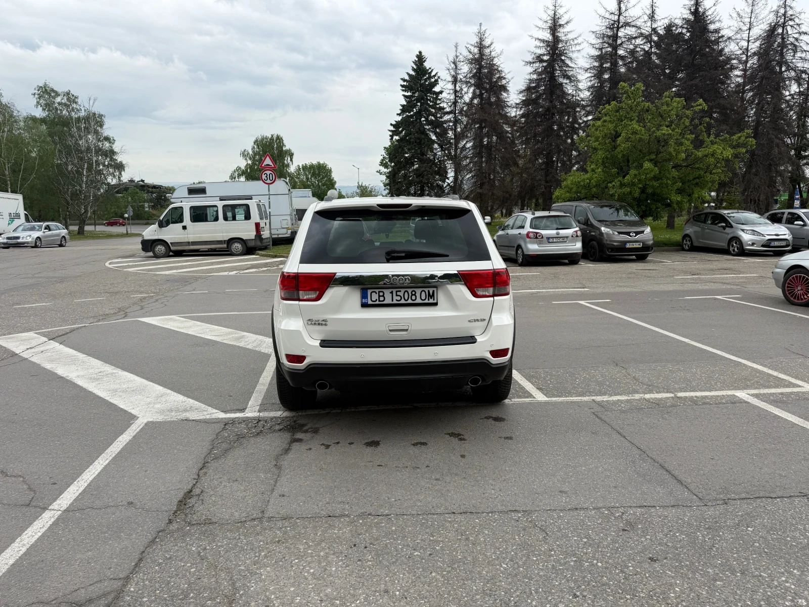 Jeep Grand cherokee 3.0 CRDI Laredo 4x4 , снимка 6 - Автомобили и джипове - 56563998