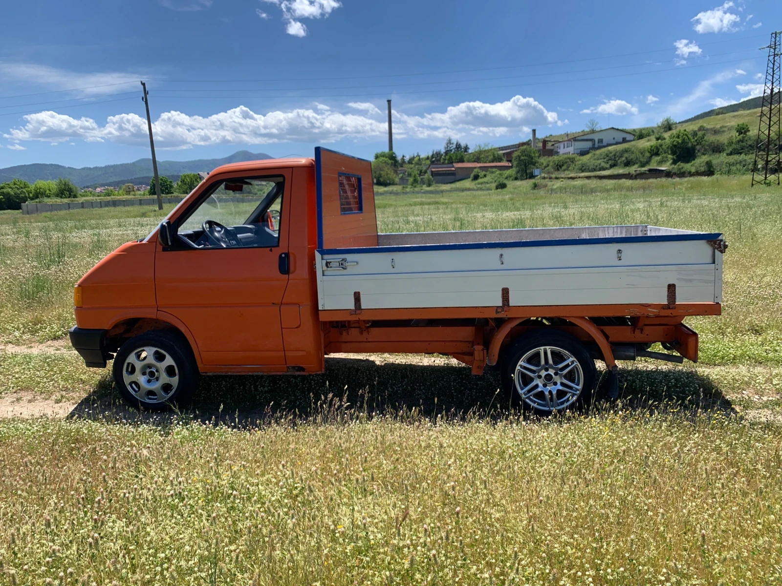 VW Transporter 1.9 TDI 110к.с, снимка 4 - Бусове и автобуси - 54720035