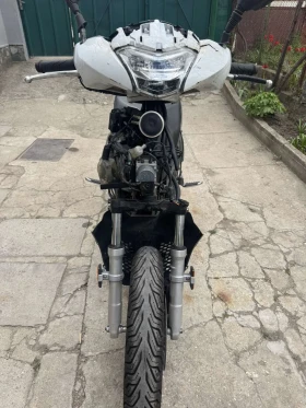 Обява за продажба на Honda Sh ABS Ful Led Keyles Start Stop Systems ~1 111 лв. - изображение 6 | Auto.bg Обява за продажба на Honda Sh ABS Ful Led Keyles Start Stop Systems ~1 111 лв. - изображение 6