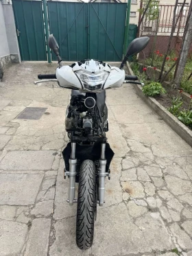 Обява за продажба на Honda Sh ABS Ful Led Keyles Start Stop Systems ~1 111 лв. - изображение 4 | Auto.bg Обява за продажба на Honda Sh ABS Ful Led Keyles Start Stop Systems ~1 111 лв. - изображение 4