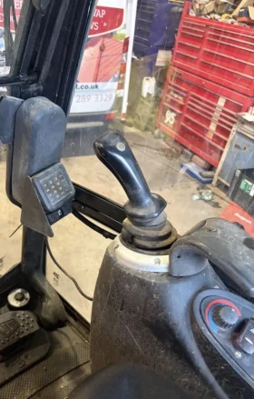Багер JCB 8014 CTS, снимка 6