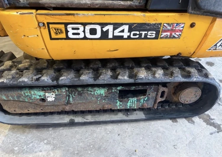 Багер JCB 8014 CTS, снимка 3 - Индустриална техника - 56161277