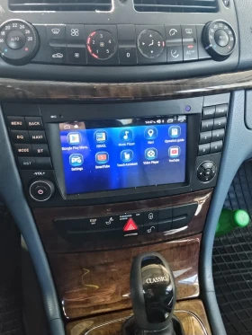 Mercedes-Benz E 220, снимка 13