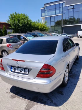 Mercedes-Benz E 220, снимка 11