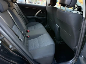 Toyota Avensis 1.8i Фейс/Навигация/Камера/Климатроник, снимка 12