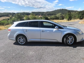 Toyota Avensis 2200, снимка 2