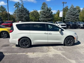 Chrysler Pacifica * Touring L Plus * АВТОКРЕДИТ БЕЗ ПЪРВОНАЧАЛНА* , снимка 3
