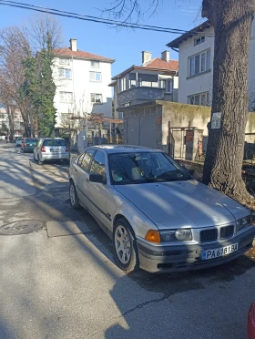 BMW 318, снимка 1