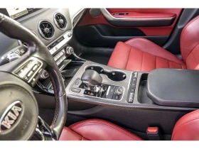 Kia Stinger * GT Limited AWD | HUD | RED INT | SUNROOF | CAM * - 24200 € / 47331.09 лв. - 84171637 9