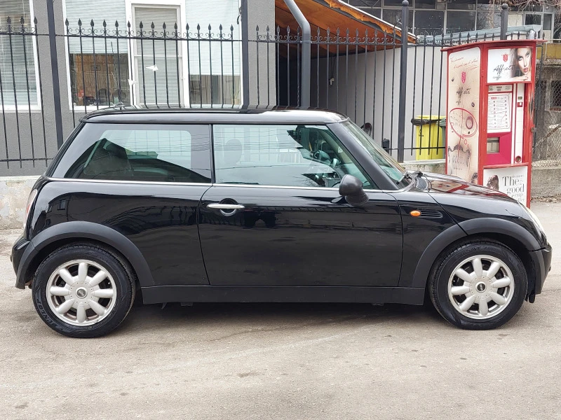 Mini One 1.6i 90hp * КЛИМАТИК * ИТАЛИЯ * , снимка 8 - Автомобили и джипове - 44104465