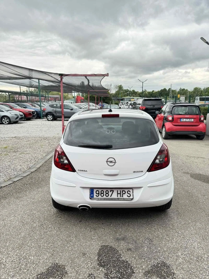 Opel Corsa 1.3 T Diesel, снимка 4 - Автомобили и джипове - 45709206