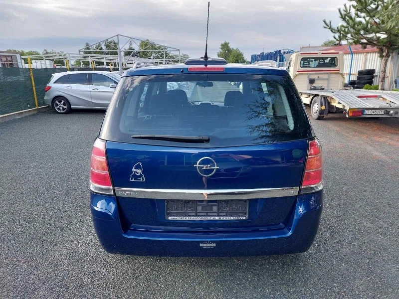 Opel Zafira 1.8, 7места, снимка 5 - Автомобили и джипове - 46452758