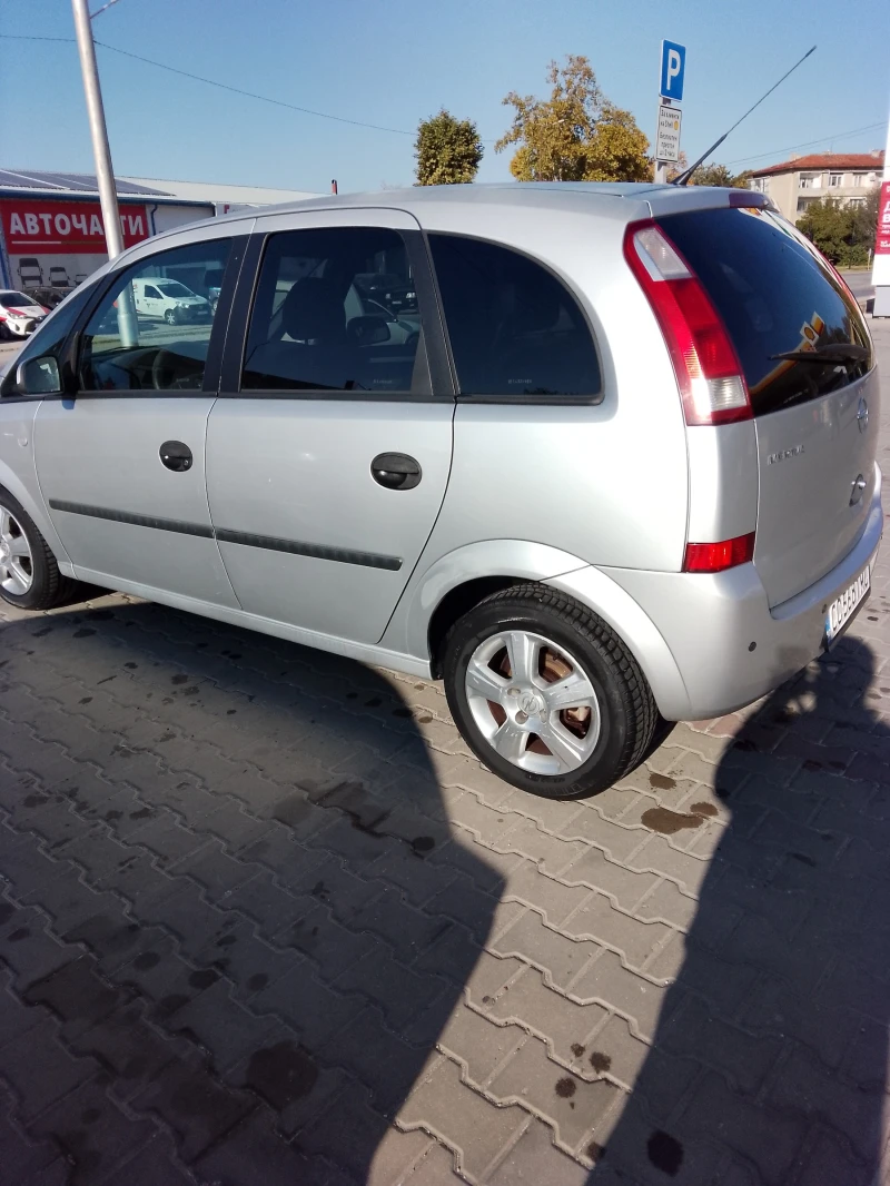 Opel Meriva, снимка 8 - Автомобили и джипове - 47720598