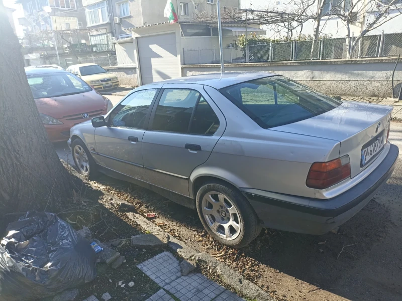 BMW 318, снимка 4 - Автомобили и джипове - 48435370