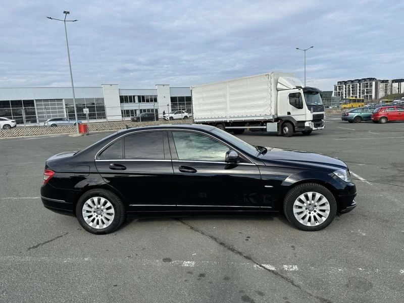 Mercedes-Benz C 220, снимка 3 - Автомобили и джипове - 48895248