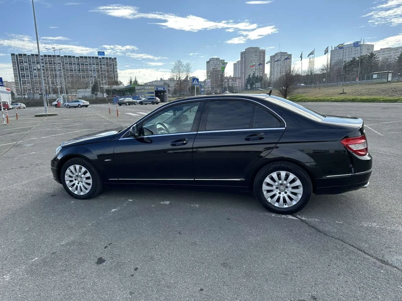 Mercedes-Benz C 220, снимка 7 - Автомобили и джипове - 48895248