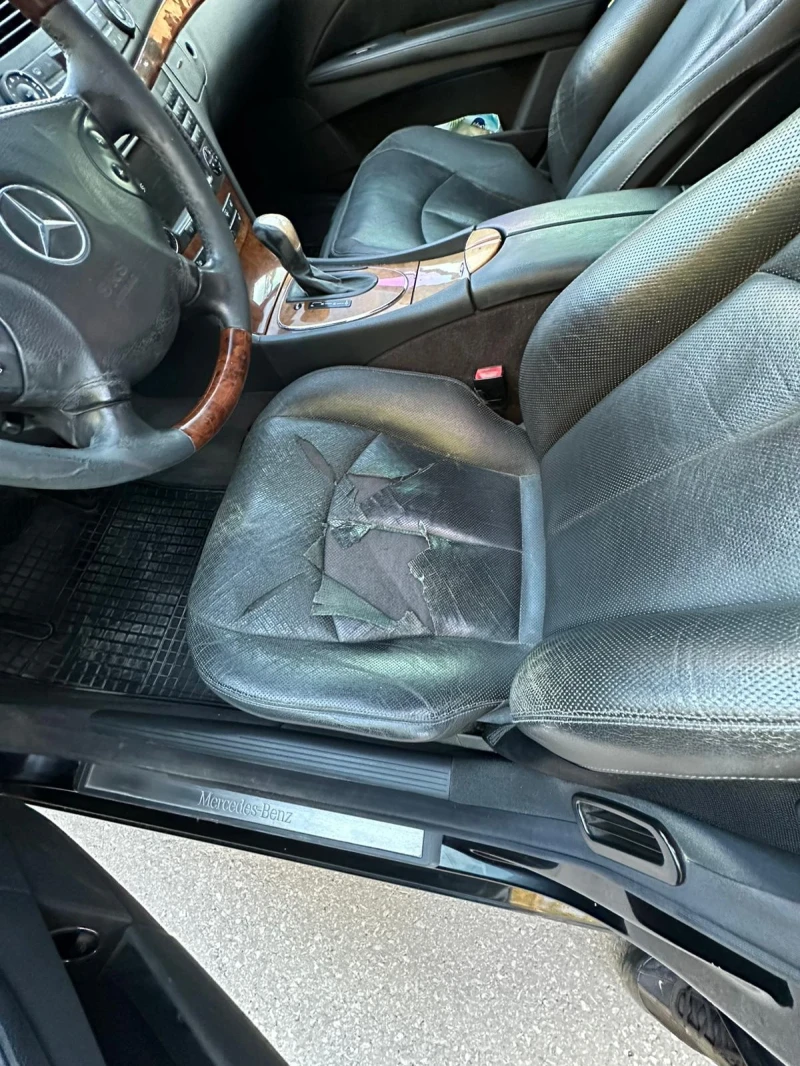 Mercedes-Benz E 320, снимка 7 - Автомобили и джипове - 52899869