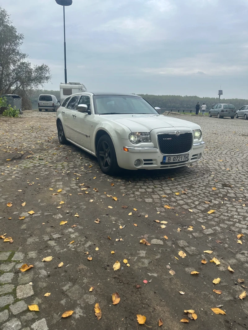 Chrysler 300c 3.0 CDI, снимка 2 - Автомобили и джипове - 52596570