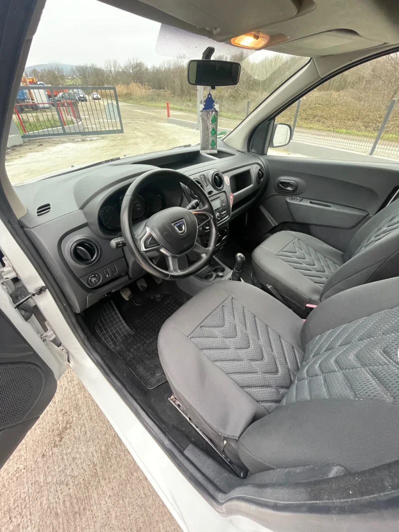 Dacia Dokker 1.6i-102к.с., снимка 10 - Автомобили и джипове - 53009596