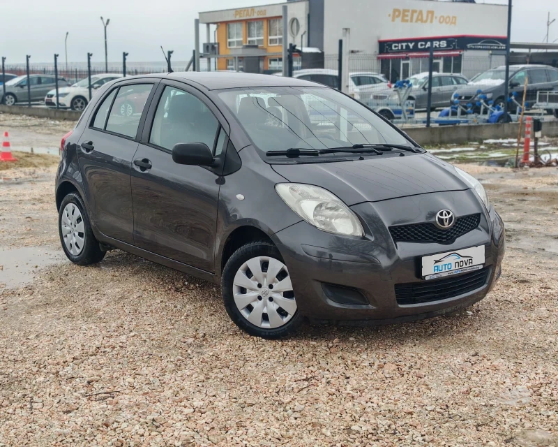 Toyota Yaris 1.0 69 К.С. БЕНЗИН! , снимка 14 - Автомобили и джипове - 53329448