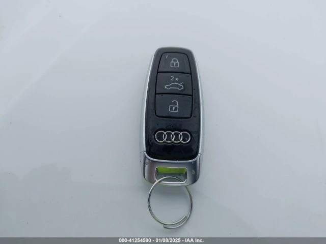 Audi E-Tron * PREMIUM QUATTRO* CARFAX* , снимка 13 - Автомобили и джипове - 49375948