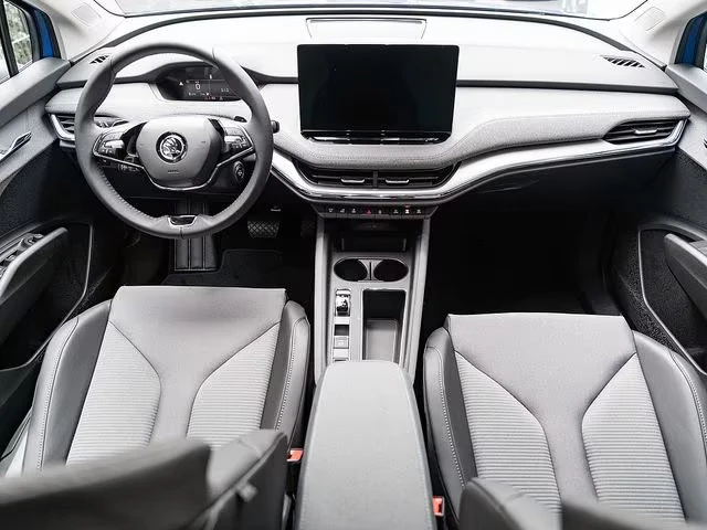 Skoda Enyaq iV60/179HP/CAM/NAVI/LED/KLESS/AMBI/CPLAY/249g - изображение 8