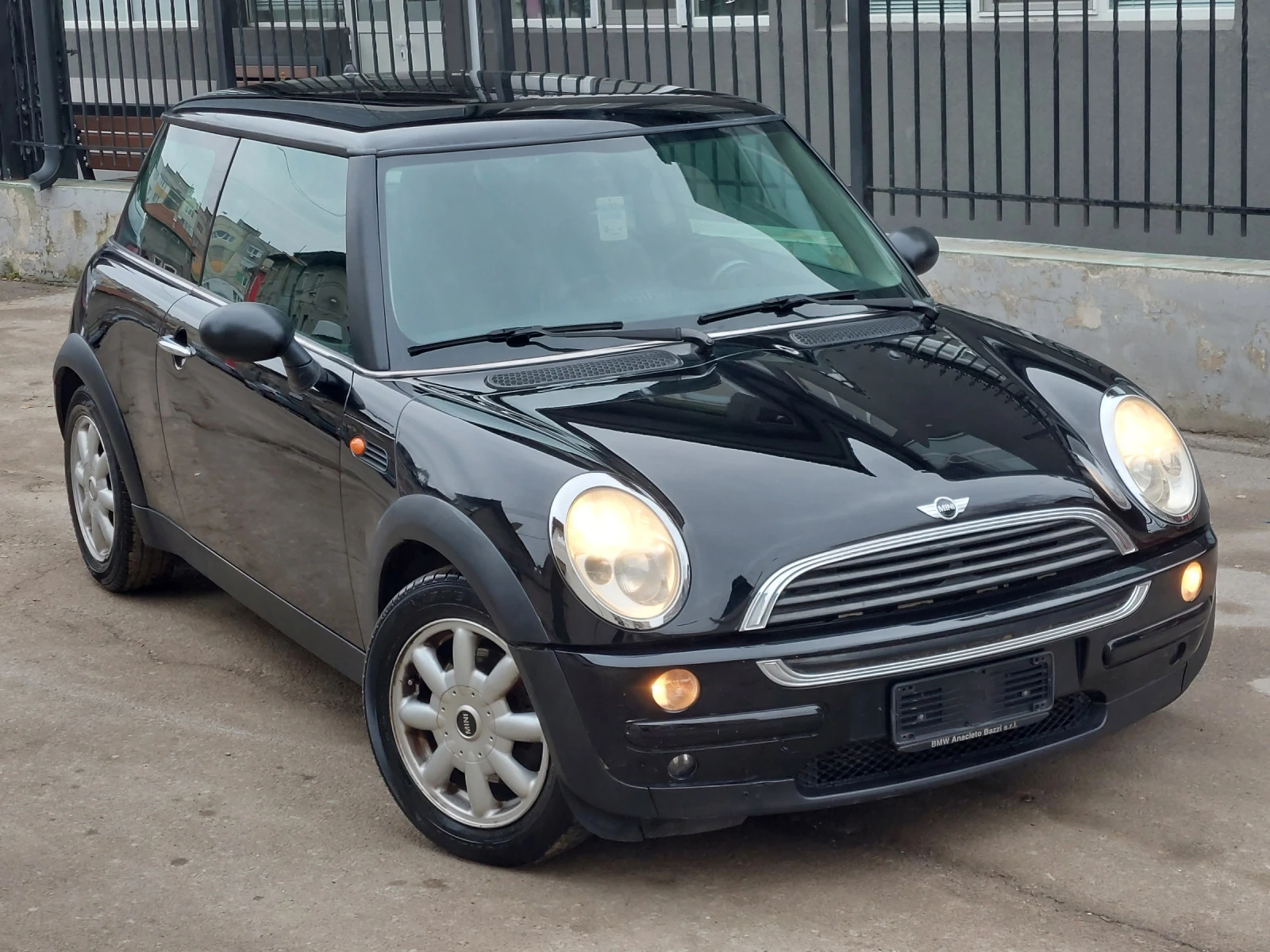 Mini One 1.6i 90hp * КЛИМАТИК * ИТАЛИЯ *  - изображение 2