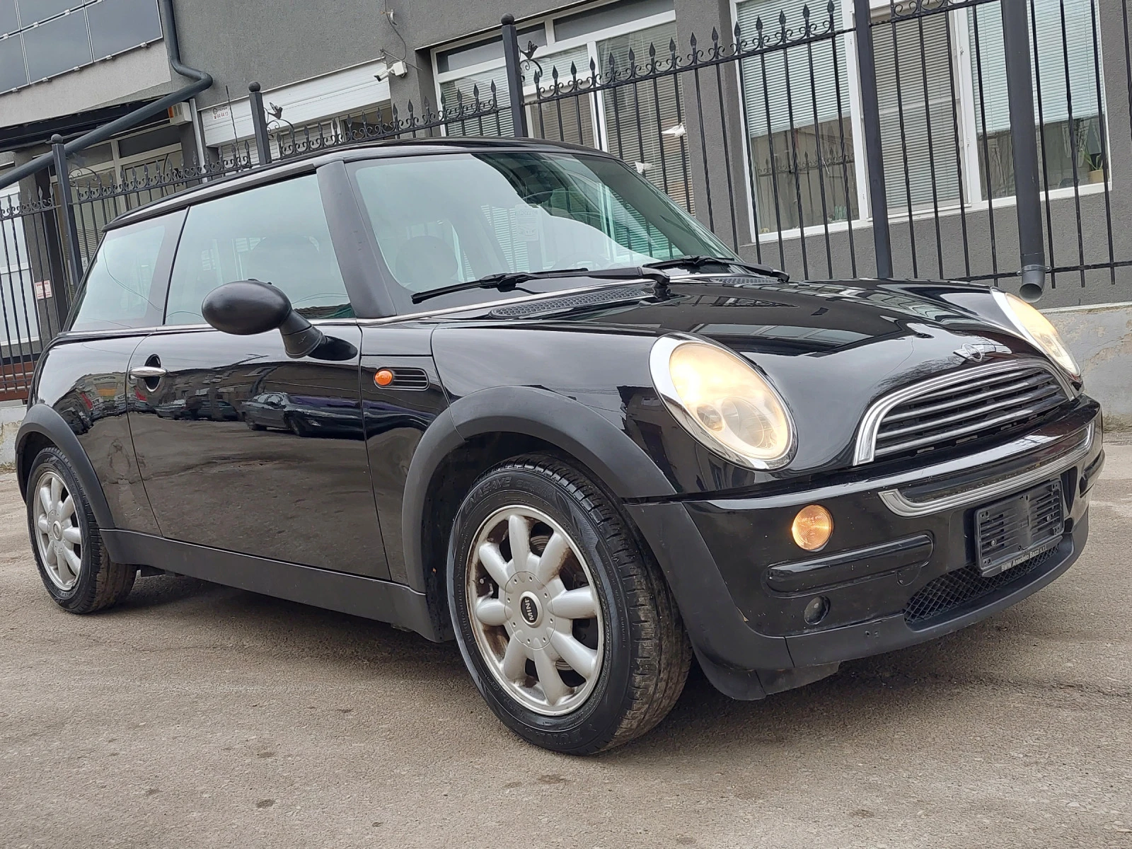 Mini One 1.6i 90hp * КЛИМАТИК * ИТАЛИЯ *  - изображение 10