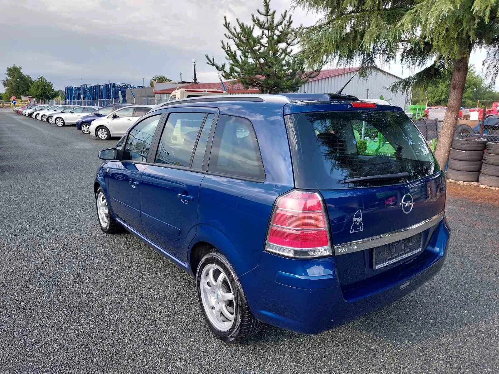 Opel Zafira 1.8, 7места - изображение 7